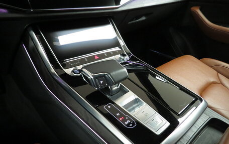 Audi Q8 I, 2021 год, 7 042 000 рублей, 22 фотография