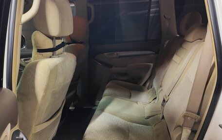 Toyota Land Cruiser Prado 120 рестайлинг, 2006 год, 1 500 000 рублей, 11 фотография