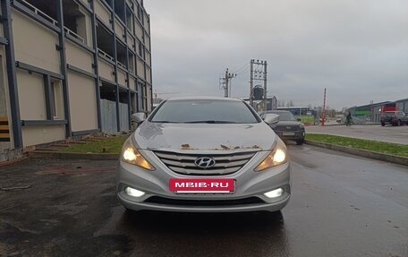 Hyundai Sonata VI, 2011 год, 700 000 рублей, 19 фотография