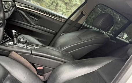 BMW 5 серия, 2011 год, 1 050 000 рублей, 4 фотография