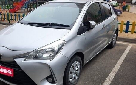 Toyota Vitz, 2018 год, 960 000 рублей, 3 фотография