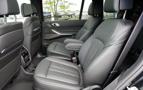 BMW X7, 2025 год, 16 800 000 рублей, 16 фотография