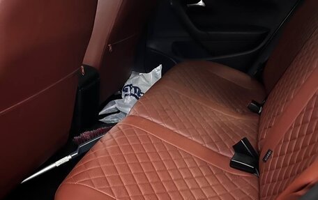 Volkswagen Polo VI (EU Market), 2012 год, 1 000 000 рублей, 17 фотография