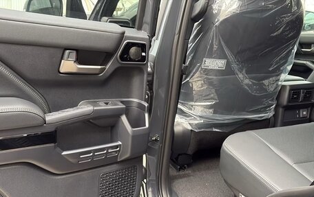 Toyota 4Runner, 2025 год, 10 300 000 рублей, 10 фотография