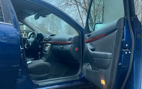 Toyota Avensis III рестайлинг, 2006 год, 799 999 рублей, 10 фотография