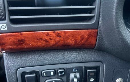 Toyota Avensis III рестайлинг, 2006 год, 799 999 рублей, 16 фотография