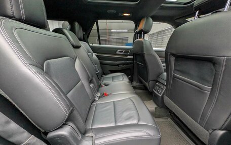 Ford Explorer VI, 2017 год, 3 197 000 рублей, 14 фотография