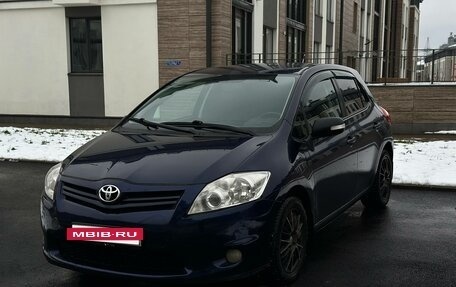 Toyota Auris II, 2010 год, 610 000 рублей, 3 фотография