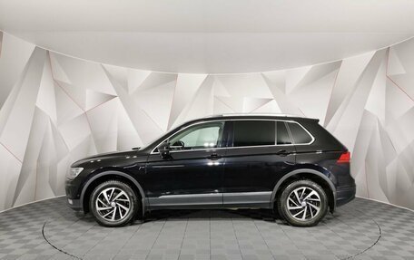 Volkswagen Tiguan II, 2018 год, 2 095 000 рублей, 5 фотография