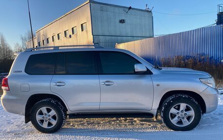 Toyota Land Cruiser 200, 2011 год, 2 750 000 рублей, 1 фотография