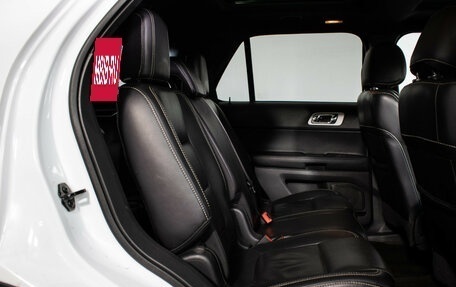 Ford Explorer VI, 2013 год, 1 830 000 рублей, 11 фотография