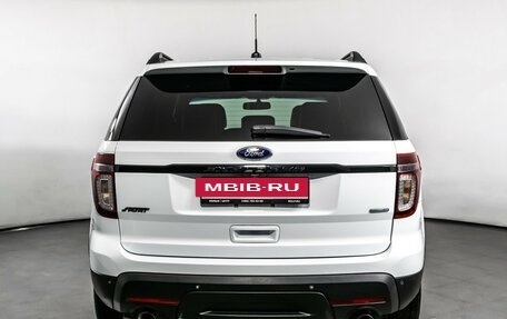 Ford Explorer VI, 2013 год, 1 830 000 рублей, 6 фотография