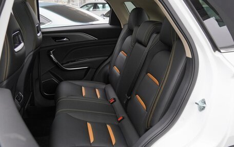 FAW Bestune T77, 2024 год, 2 199 000 рублей, 9 фотография