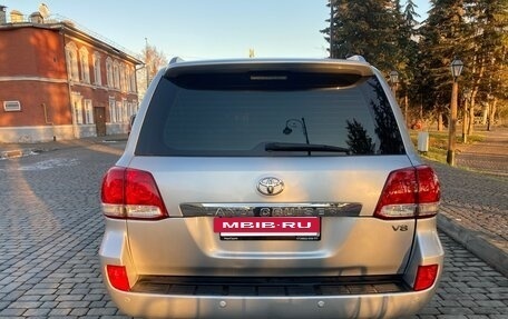 Toyota Land Cruiser 200, 2011 год, 2 750 000 рублей, 3 фотография