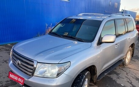 Toyota Land Cruiser 200, 2011 год, 2 750 000 рублей, 7 фотография