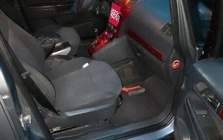 Opel Zafira B, 2007 год, 530 000 рублей, 23 фотография