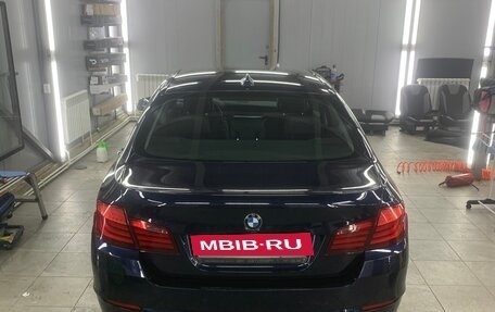 BMW 5 серия, 2012 год, 1 750 000 рублей, 4 фотография