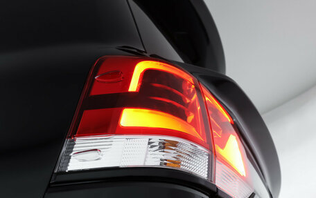 Toyota Land Cruiser 200, 2018 год, 7 490 000 рублей, 25 фотография