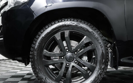 Toyota Land Cruiser 200, 2018 год, 7 490 000 рублей, 28 фотография