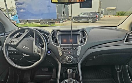 Hyundai Santa Fe III рестайлинг, 2017 год, 2 750 000 рублей, 14 фотография