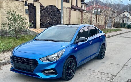 Hyundai Solaris II рестайлинг, 2017 год, 1 500 000 рублей, 1 фотография