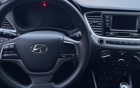 Hyundai Solaris II рестайлинг, 2017 год, 1 500 000 рублей, 5 фотография