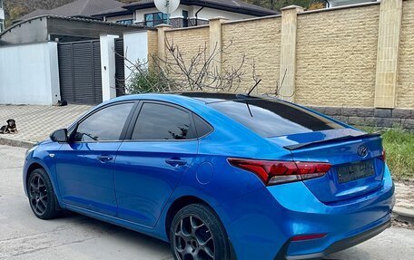 Hyundai Solaris II рестайлинг, 2017 год, 1 500 000 рублей, 2 фотография