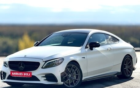 Mercedes-Benz C-Класс AMG, 2019 год, 5 400 000 рублей, 2 фотография