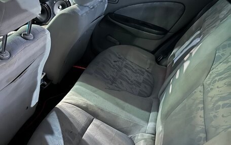 Nissan Almera, 2001 год, 190 000 рублей, 9 фотография