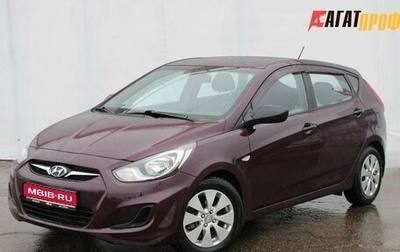 Hyundai Solaris II рестайлинг, 2014 год, 715 000 рублей, 1 фотография