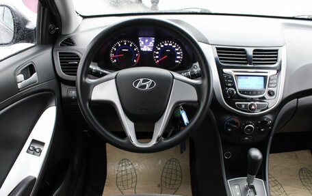 Hyundai Solaris II рестайлинг, 2014 год, 715 000 рублей, 17 фотография