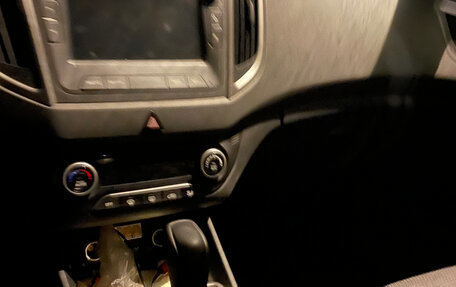 Hyundai Creta I рестайлинг, 2018 год, 2 300 000 рублей, 4 фотография