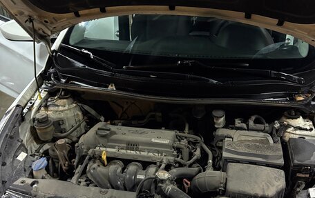 Hyundai Solaris II рестайлинг, 2016 год, 1 100 000 рублей, 18 фотография