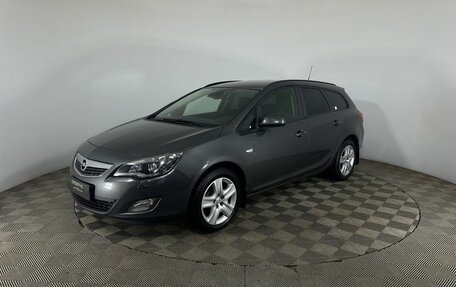 Opel Astra J, 2012 год, 670 000 рублей, 1 фотография