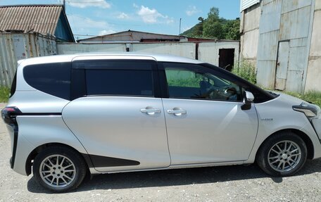 Toyota Sienta II, 2017 год, 1 250 000 рублей, 7 фотография