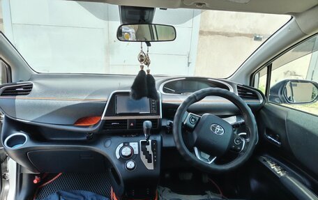 Toyota Sienta II, 2017 год, 1 250 000 рублей, 12 фотография