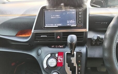 Toyota Sienta II, 2017 год, 1 250 000 рублей, 16 фотография