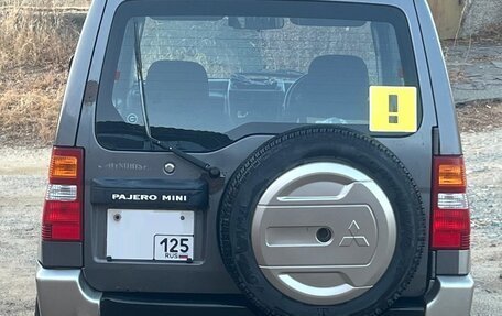 Mitsubishi Pajero Mini II, 2002 год, 290 000 рублей, 7 фотография