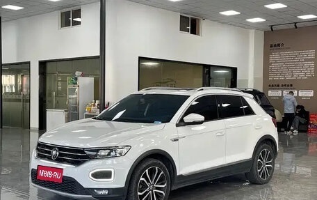 Volkswagen T-Roc I, 2022 год, 1 591 111 рублей, 1 фотография