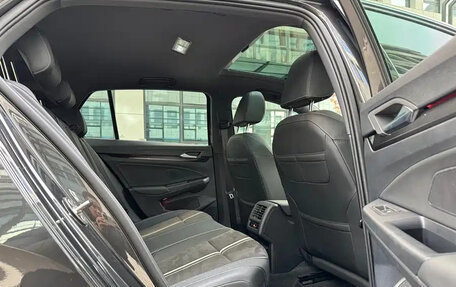 Volkswagen Golf VIII, 2021 год, 1 422 000 рублей, 20 фотография