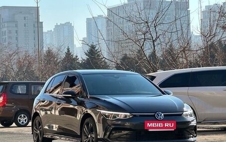 Volkswagen Golf VIII, 2021 год, 1 420 000 рублей, 4 фотография