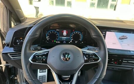 Volkswagen Golf VIII, 2021 год, 1 420 000 рублей, 10 фотография