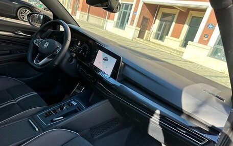 Volkswagen Golf VIII, 2021 год, 1 420 000 рублей, 17 фотография