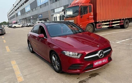 Mercedes-Benz A-Класс, 2021 год, 1 500 000 рублей, 3 фотография