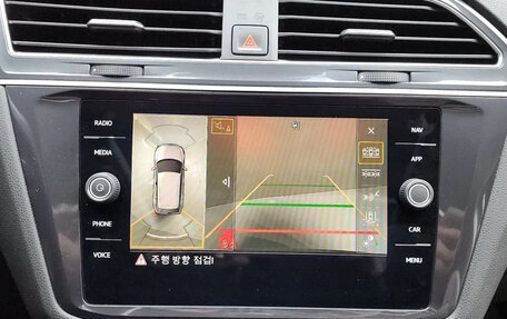 Volkswagen Tiguan II, 2022 год, 2 200 300 рублей, 8 фотография