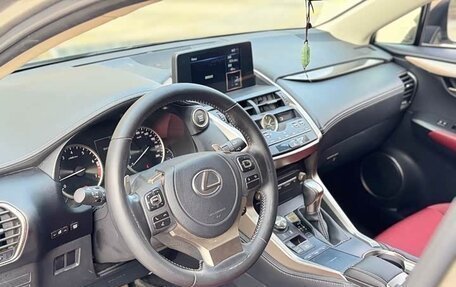 Lexus NX I, 2021 год, 2 550 000 рублей, 10 фотография