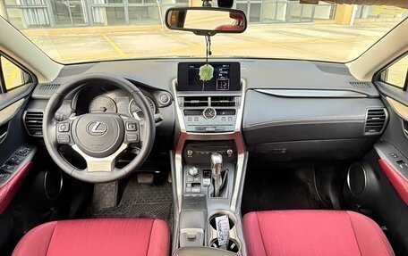 Lexus NX I, 2021 год, 2 550 000 рублей, 11 фотография