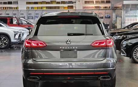 Volkswagen Touareg III, 2021 год, 4 700 000 рублей, 5 фотография