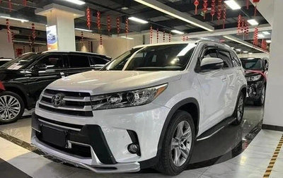 Toyota Highlander III, 2021 год, 3 000 000 рублей, 1 фотография