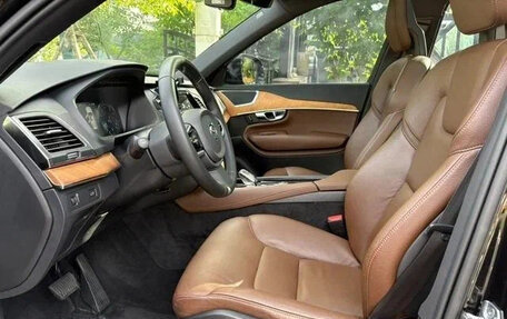 Volvo XC90 II рестайлинг, 2022 год, 4 300 000 рублей, 5 фотография